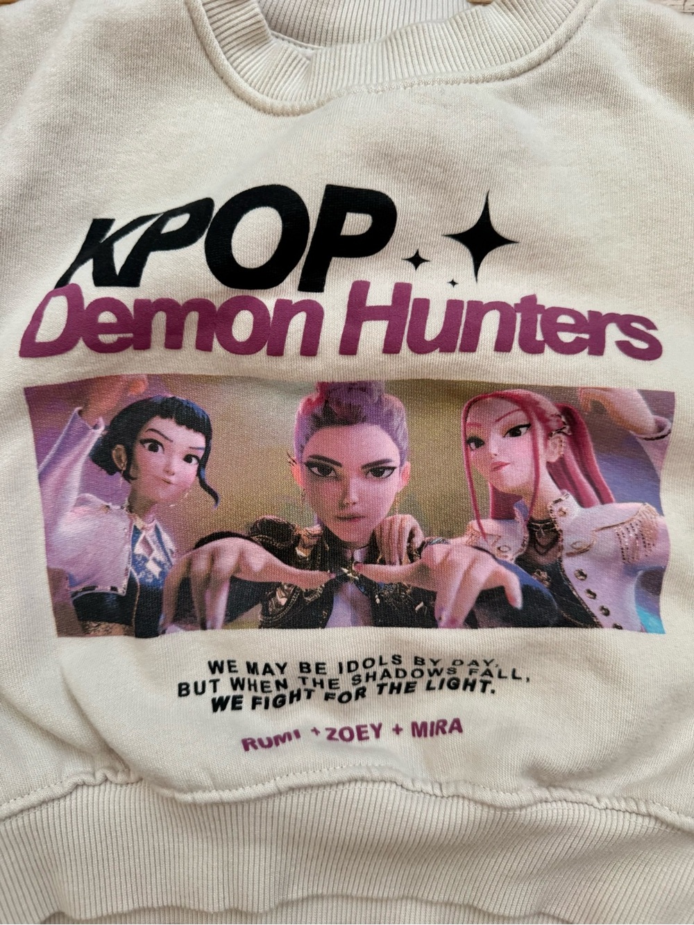 Zara Cream K-Pop Demon Hunters Pullover with Pink & Purple Accents - Picture 4 of 4